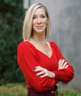 Amanda Rabideau headshot